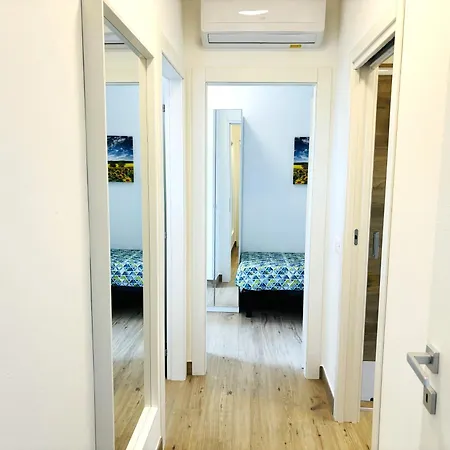 New Splendid Apartment *